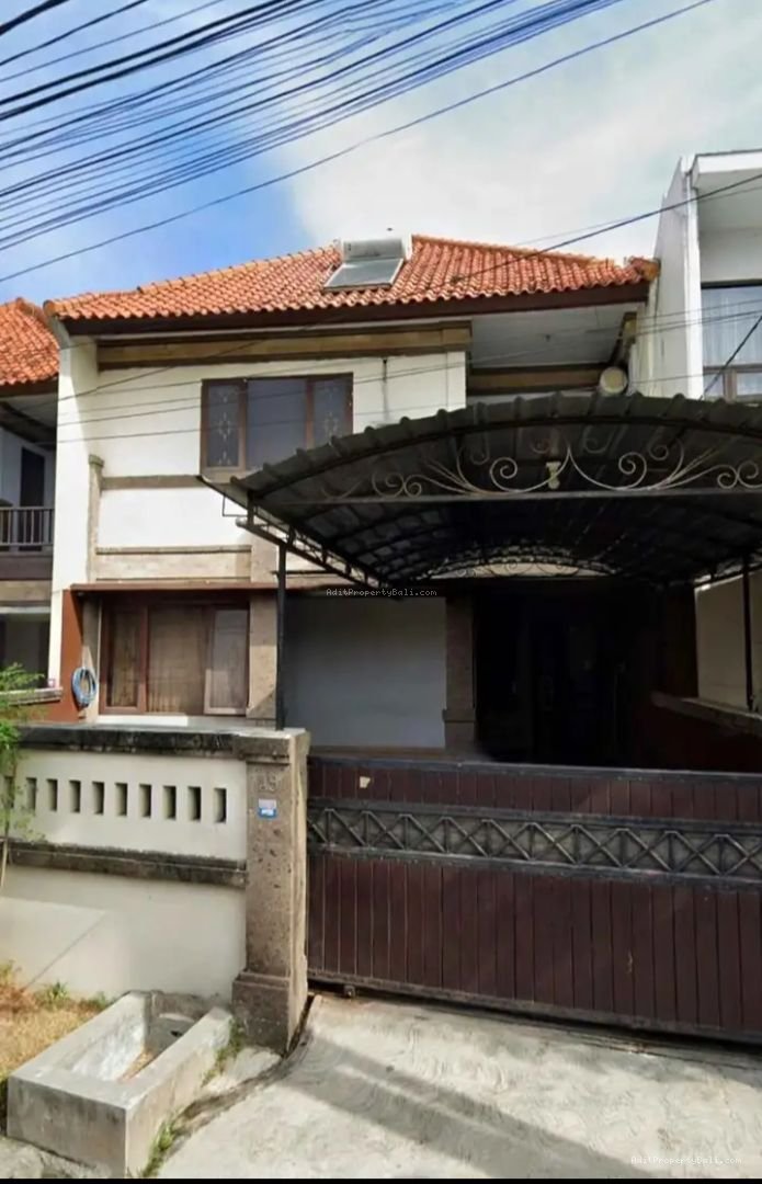 rumah lantai 2 bung tomo dps