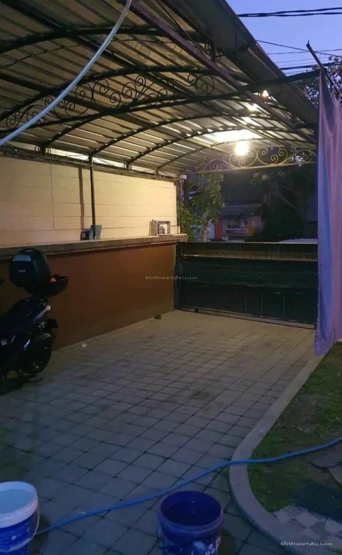 rumah lantai 2 bung tomo dps