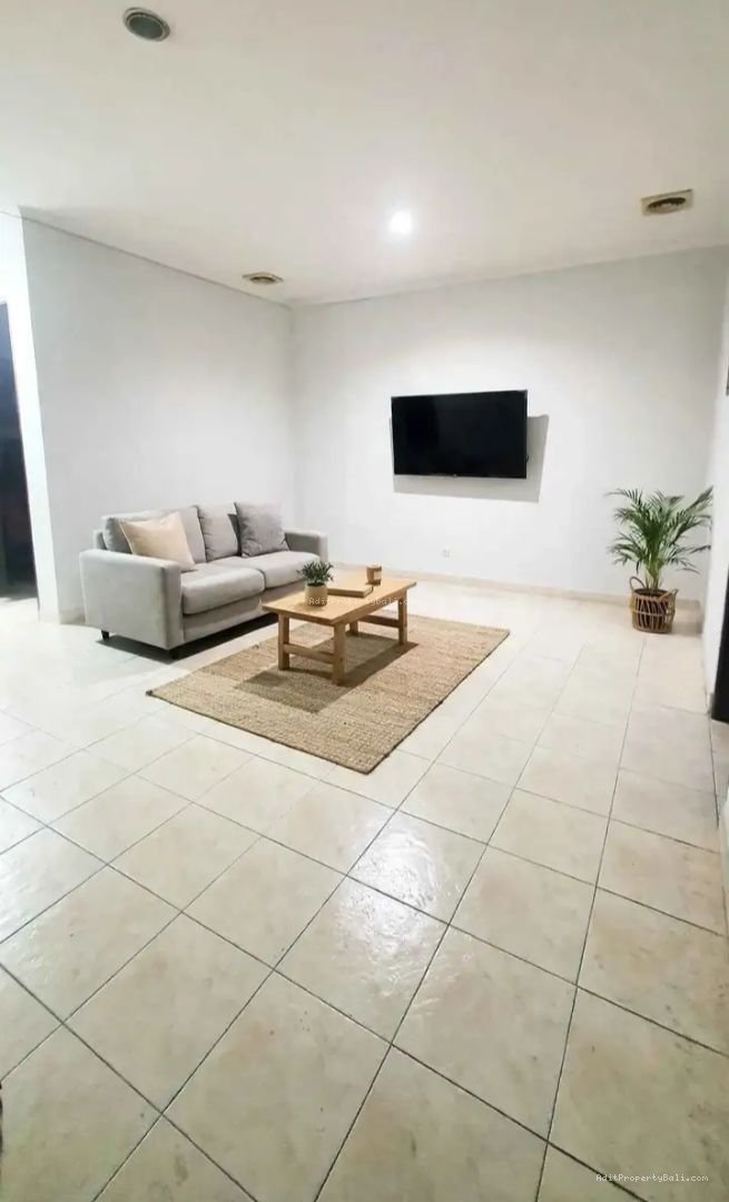 rumah lantai 2 bung tomo dps